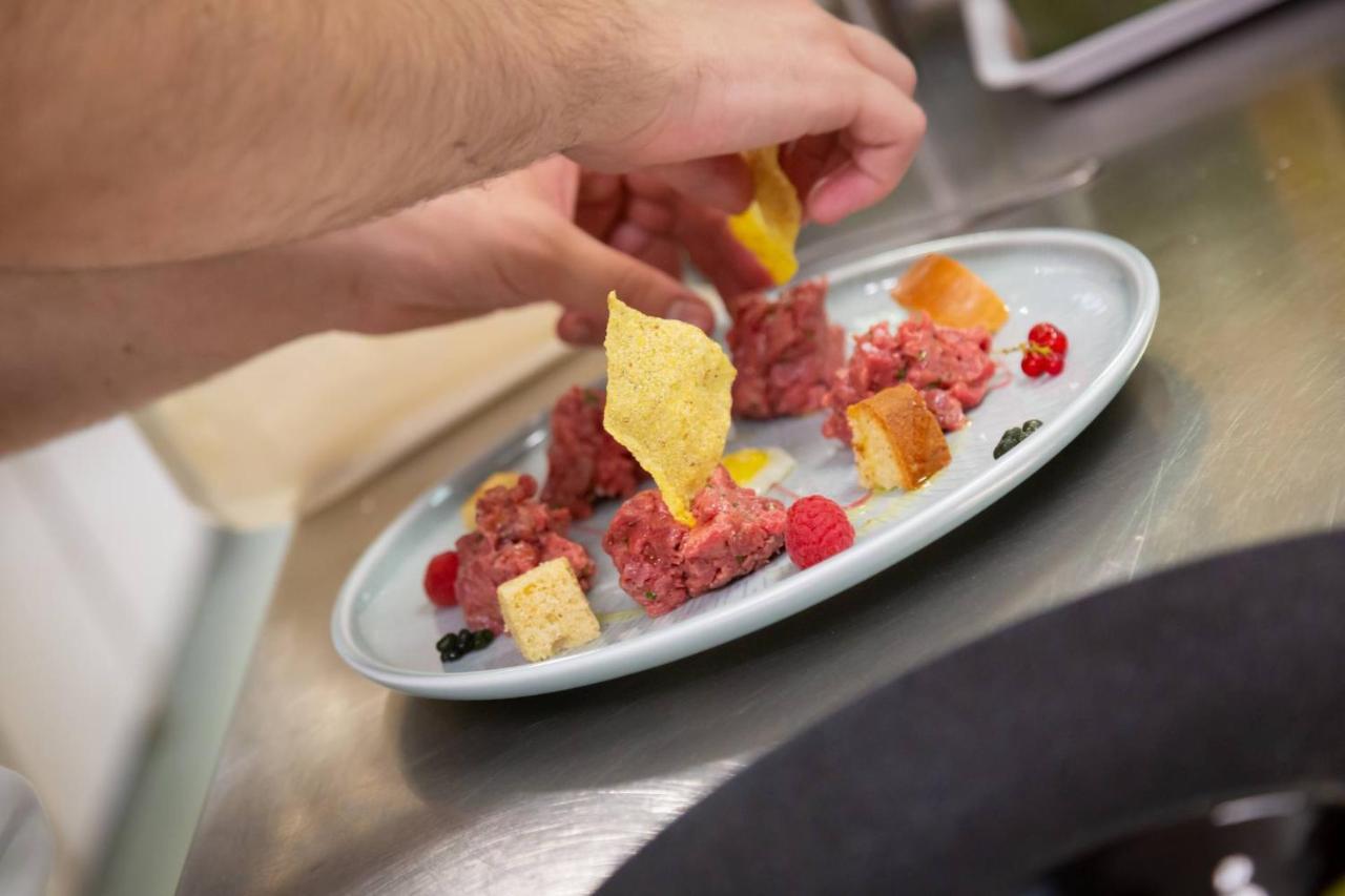 Hotel & Ristorante Baita Dovich Малга Чиапела Екстериор снимка
