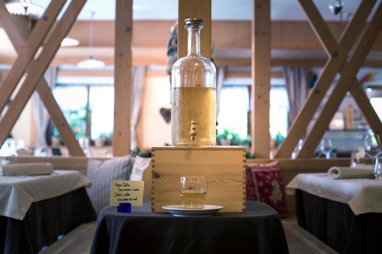 Hotel & Ristorante Baita Dovich Малга Чиапела Екстериор снимка